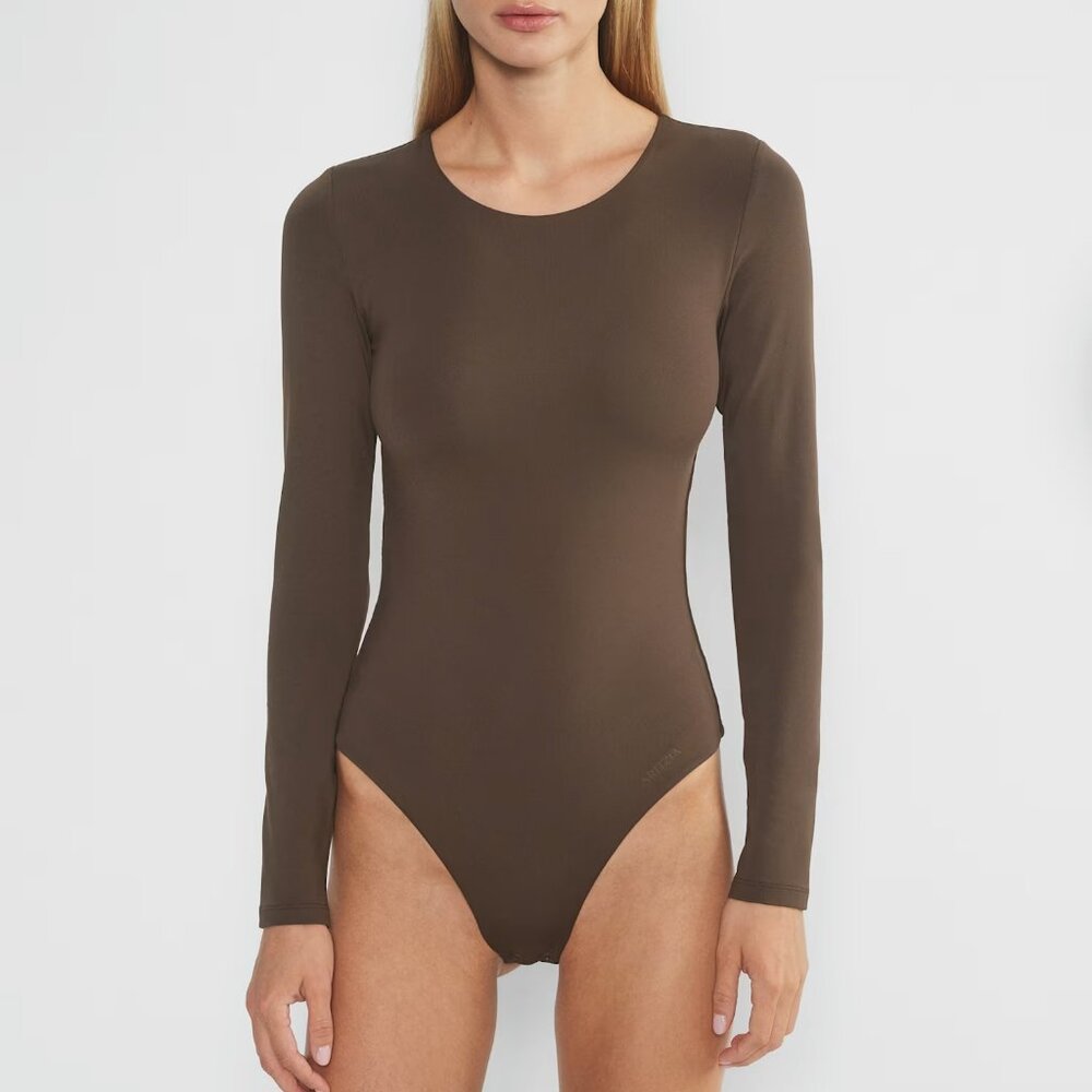 Original Contour Crew Bodysuit Long Sleeve -- M